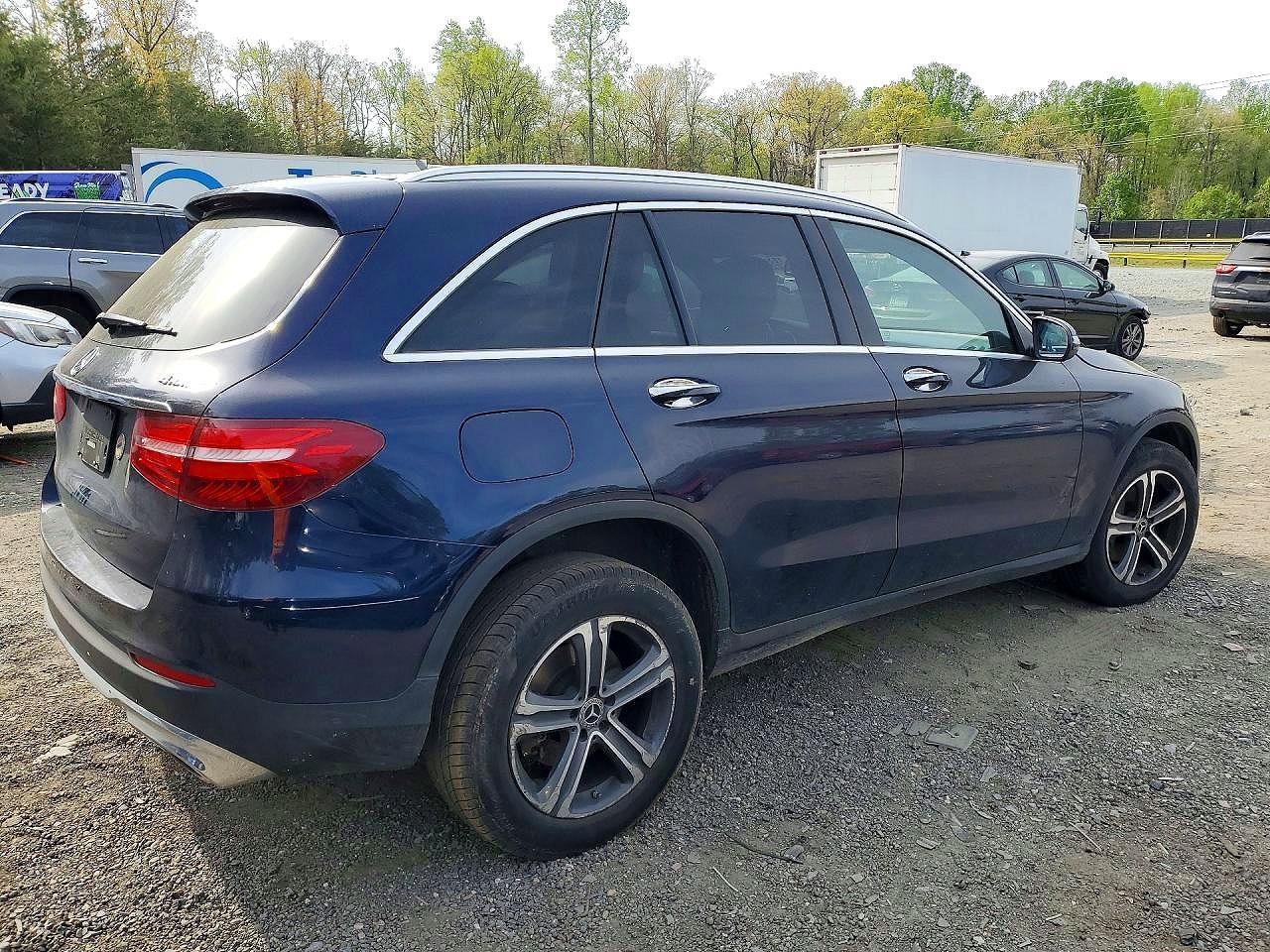 2018 Mercedes-Benz Glc 300 4Matic - zdjęcie 3
