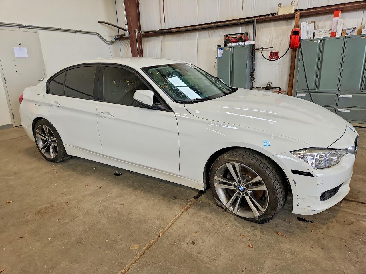 BMW Seria 3 - zdjęcie 4
