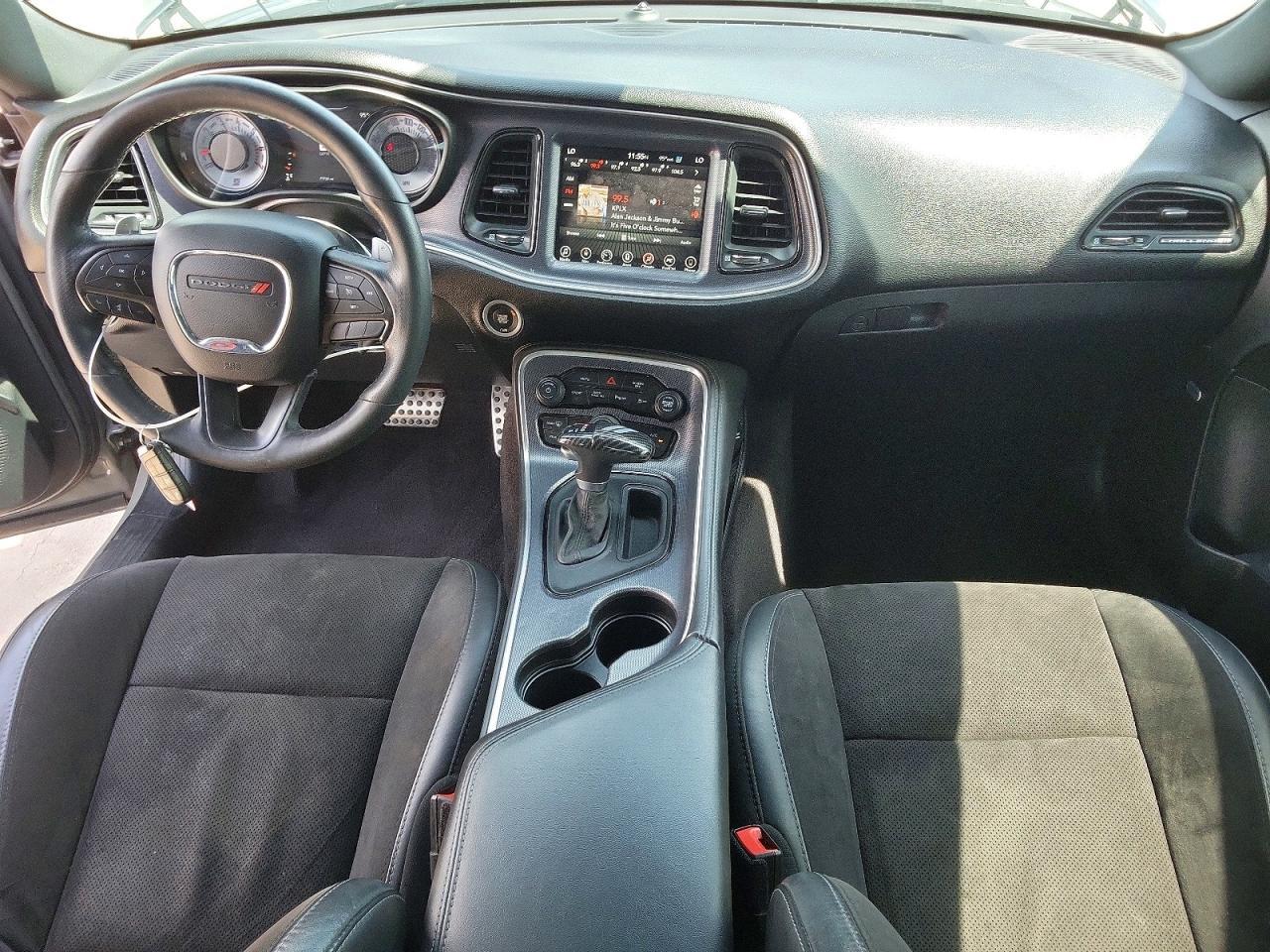 2017 Dodge Challenger R/T 392 - zdjęcie 8