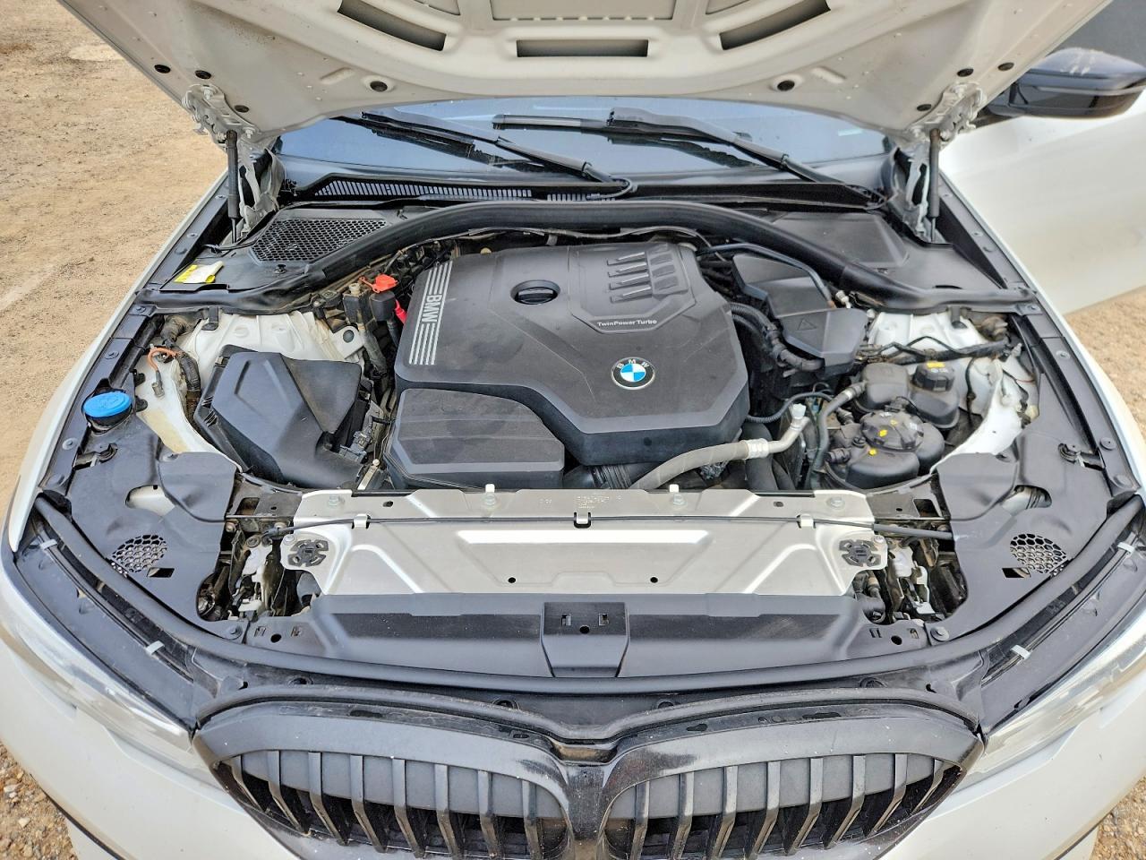 2019 BMW 330Xi - zdjęcie 11