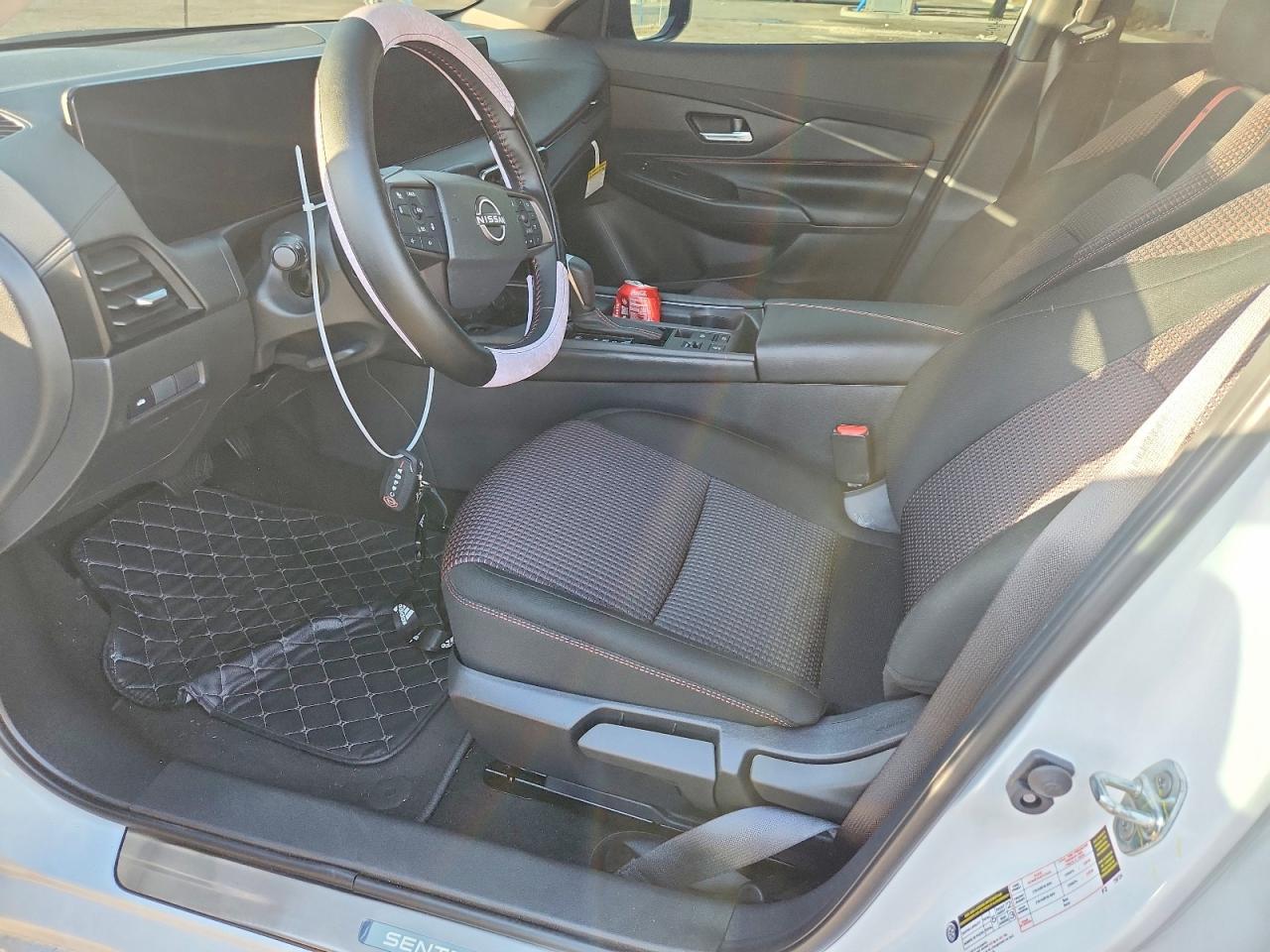 2026 Nissan Sentra Sr - zdjęcie 7