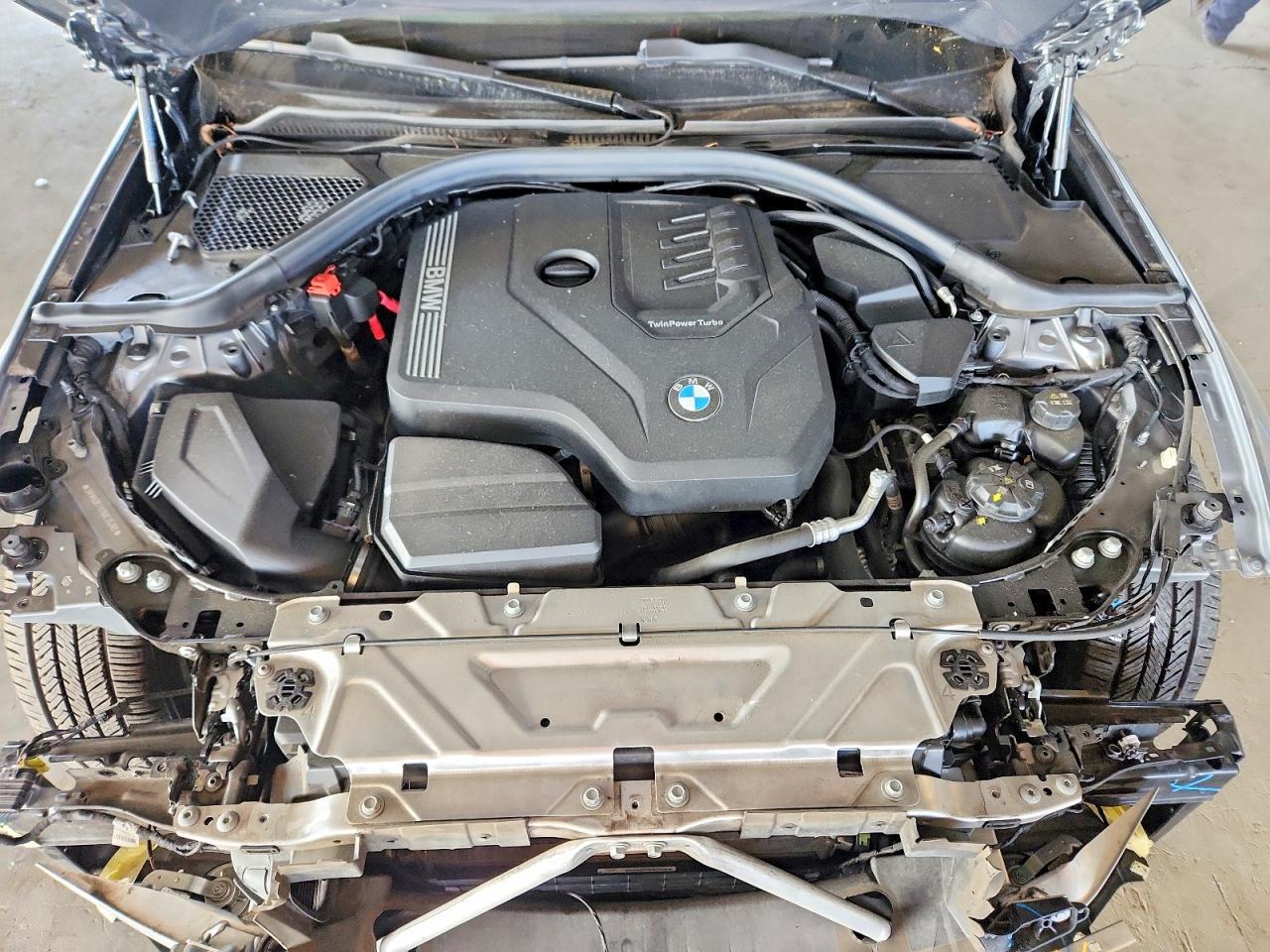 2024 BMW 330I - zdjęcie 11