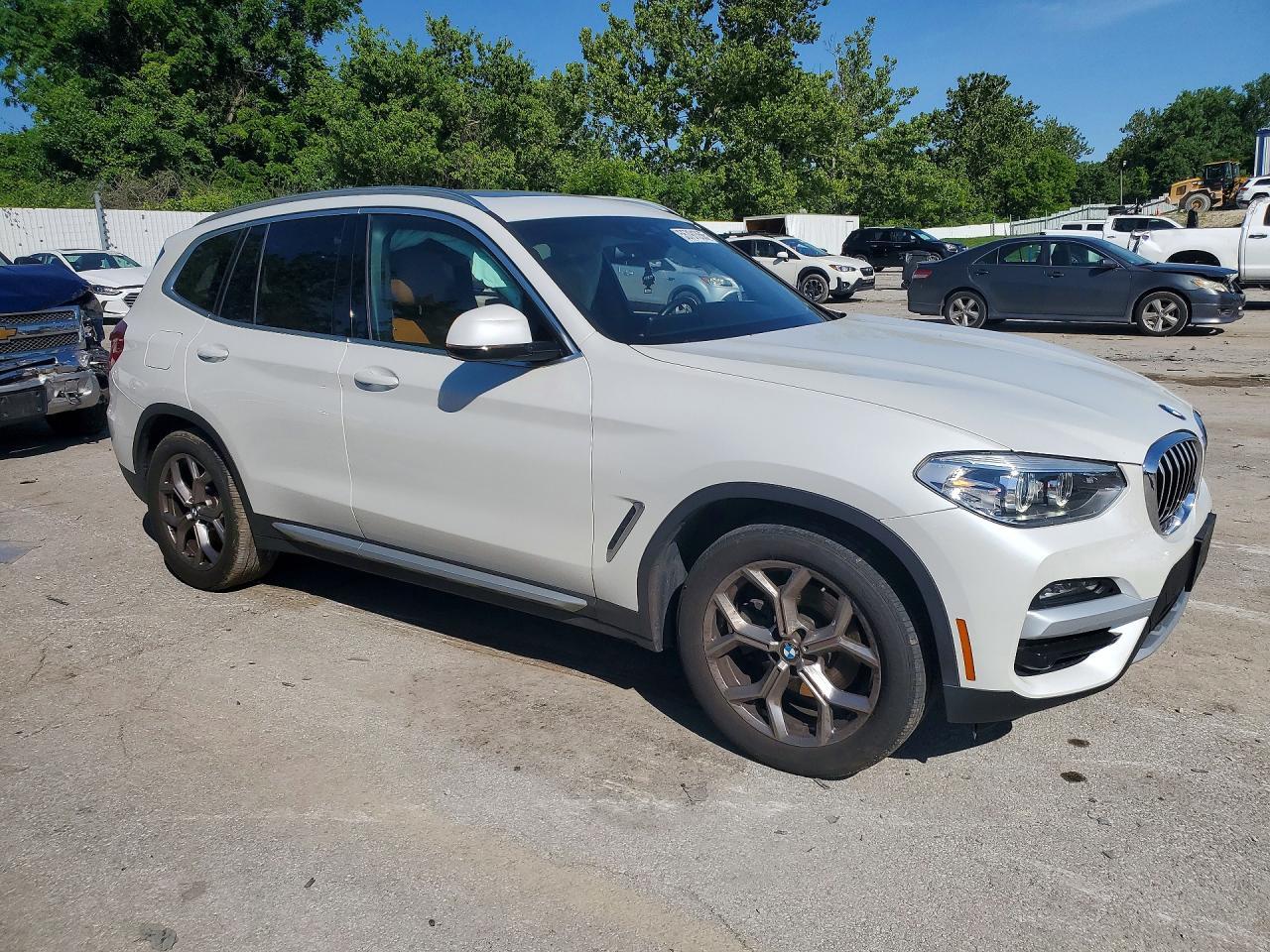 2021 BMW X3 xDrive30I - zdjęcie 4