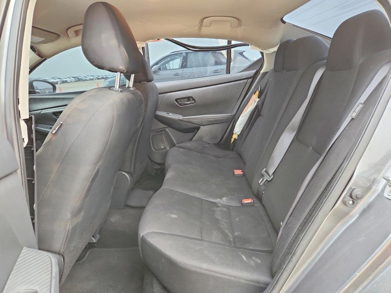 2024 Nissan Sentra S - zdjęcie 10