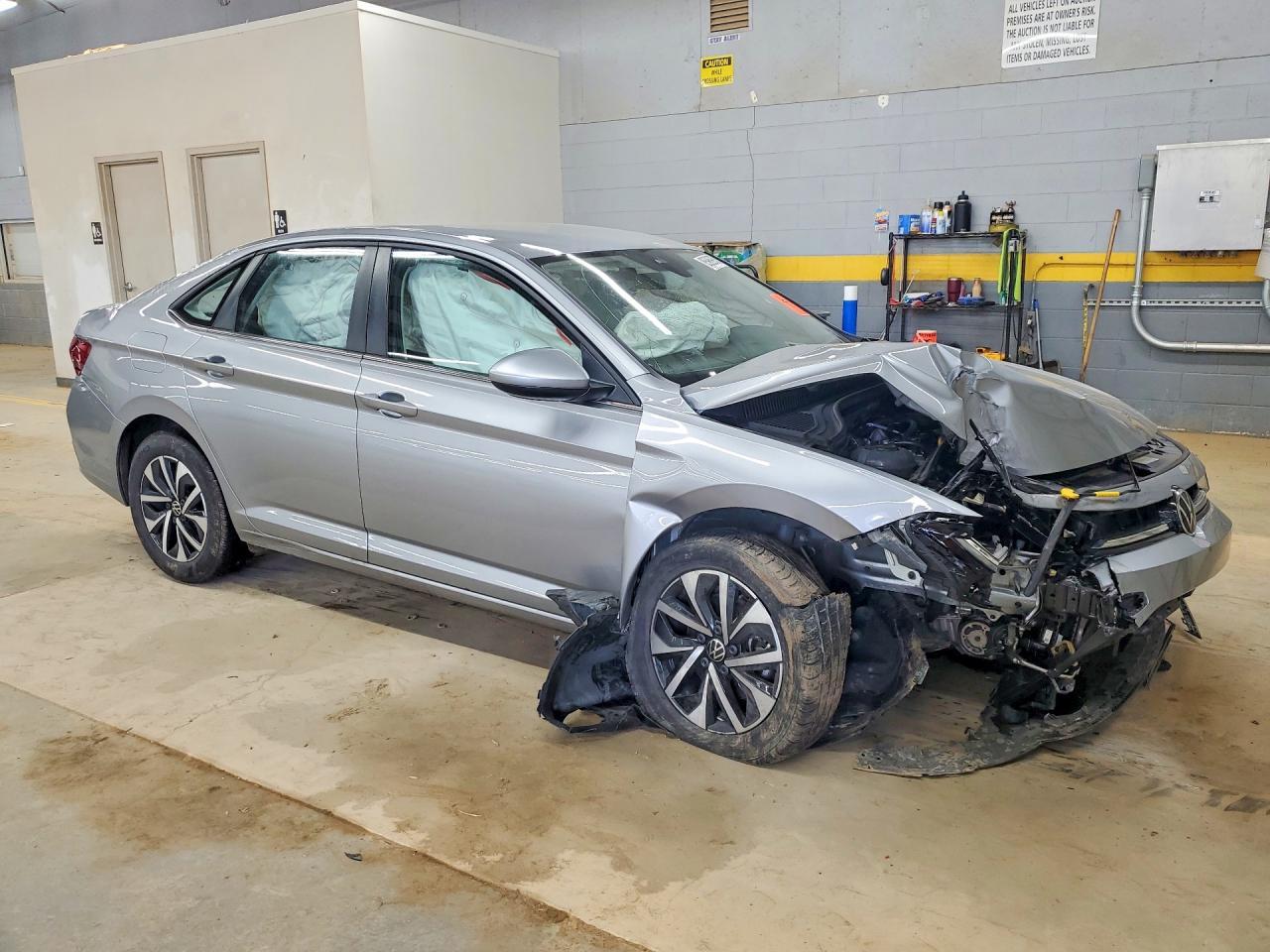 2025 Volkswagen Jetta S - zdjęcie 4