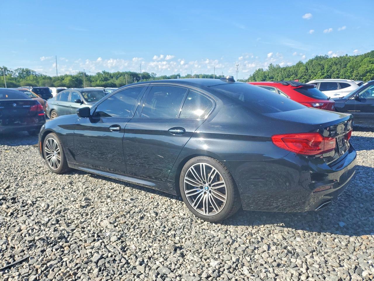 2017 BMW Seria 5 540i - zdjęcie 2