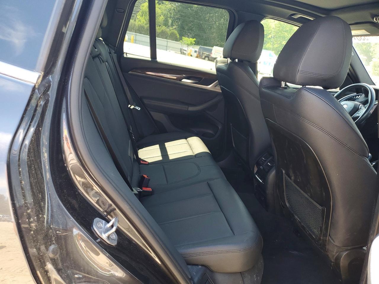 2018 BMW X3 xDrive30I - zdjęcie 11