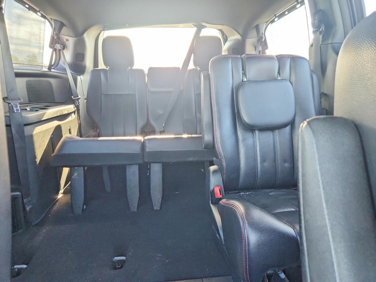 2014 Dodge Grand Caravan R - zdjęcie 10