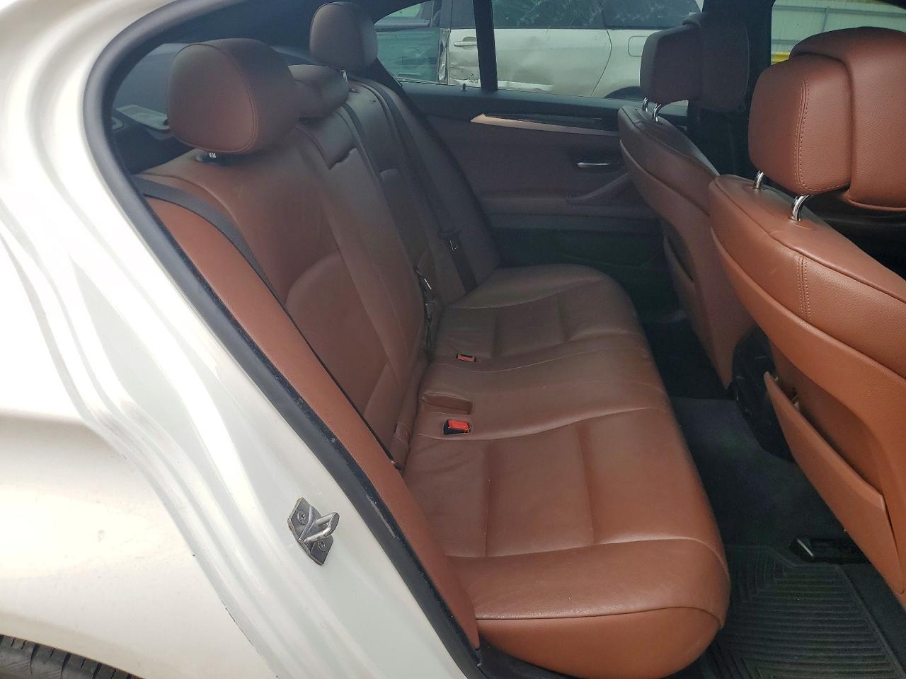 2013 BMW 535 I - zdjęcie 10