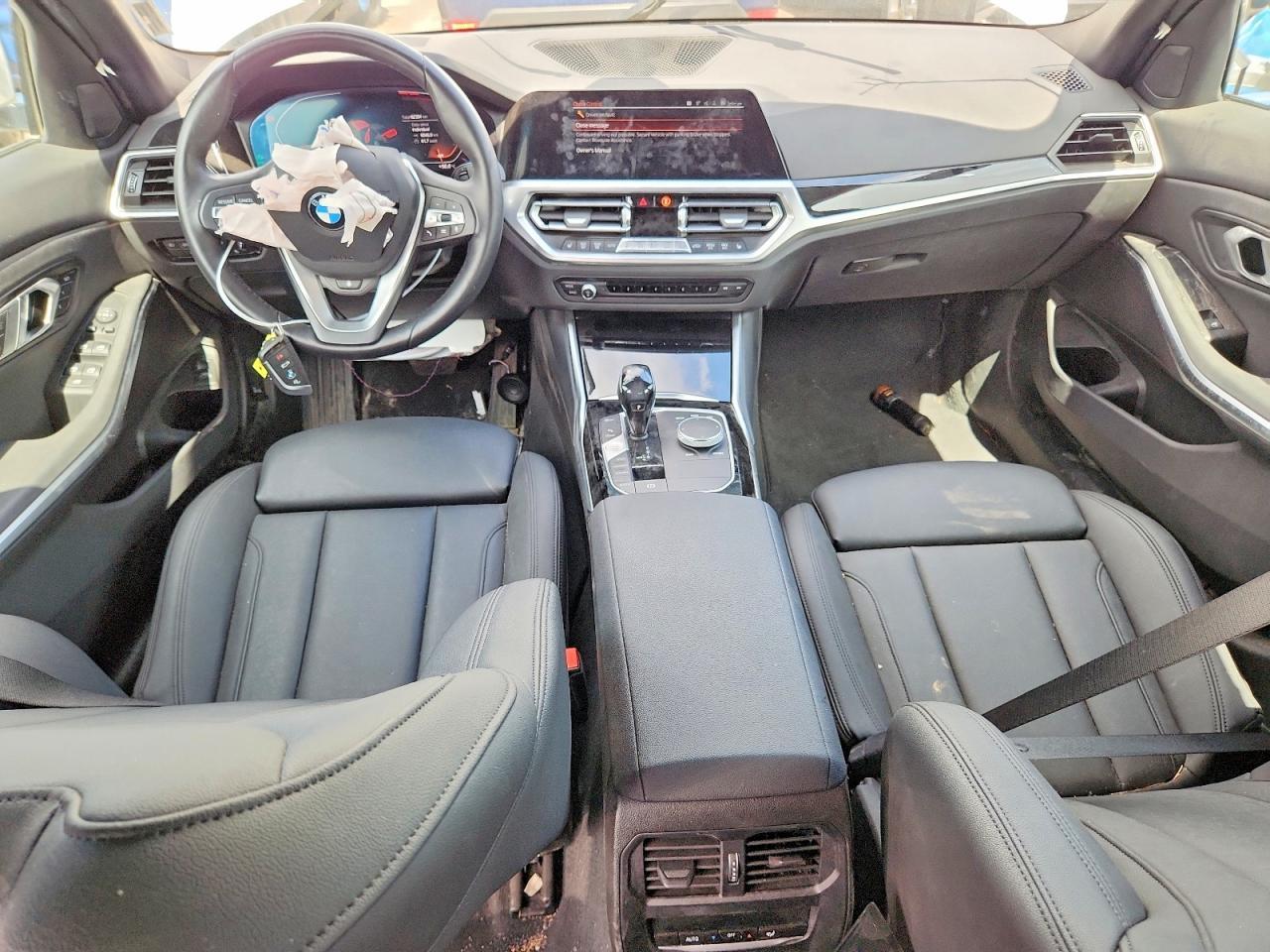 2021 BMW 330Xi - zdjęcie 8