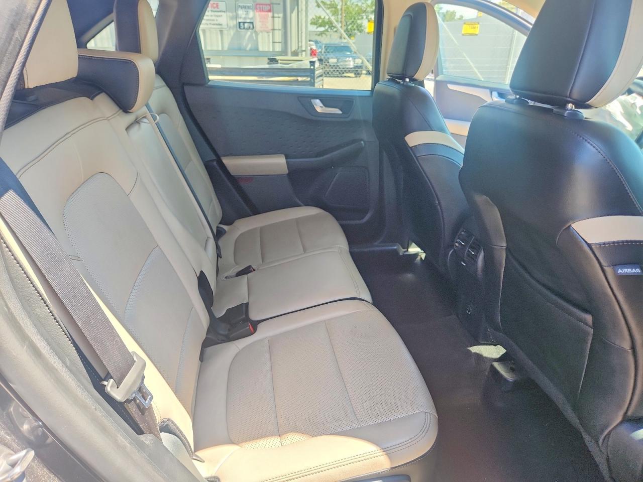 2020 Ford Escape Sel - zdjęcie 11