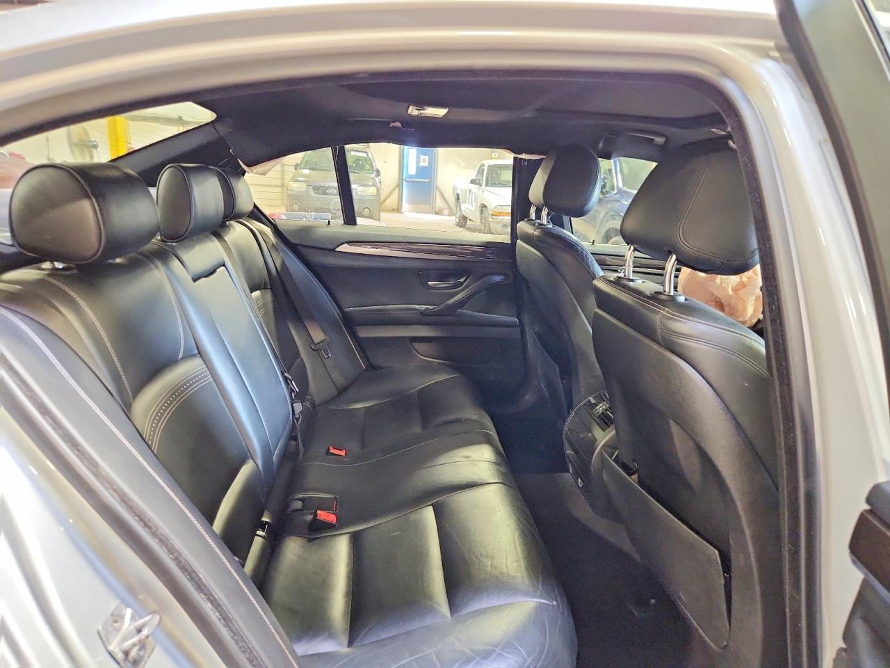 2016 BMW 528 I - zdjęcie 10