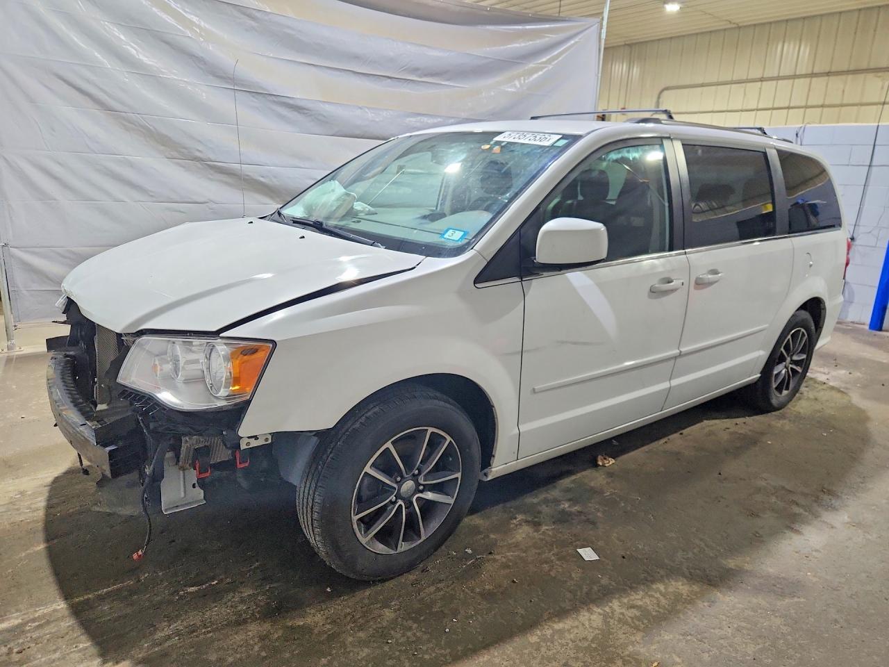 2017 Dodge Grand Caravan Sxt - zdjęcie główne