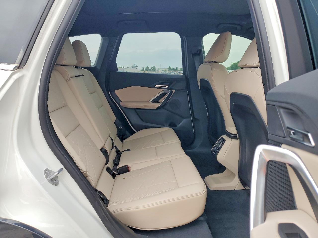 2025 BMW X1 xDrive28I - zdjęcie 11