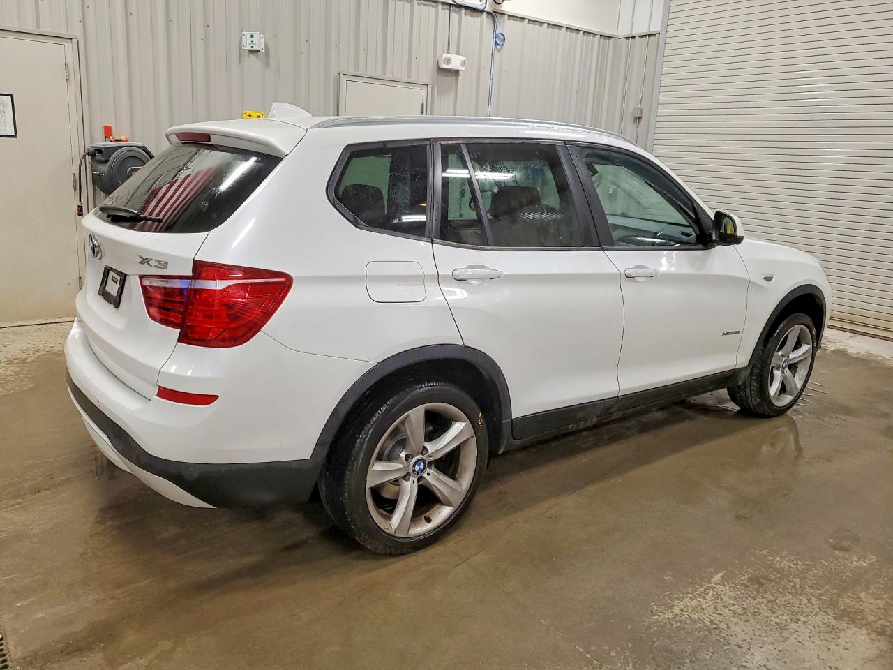 2017 BMW X3 xDrive35I - zdjęcie 3