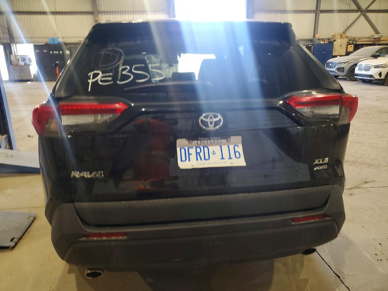 2017 Toyota Rav4 - zdjęcie 6