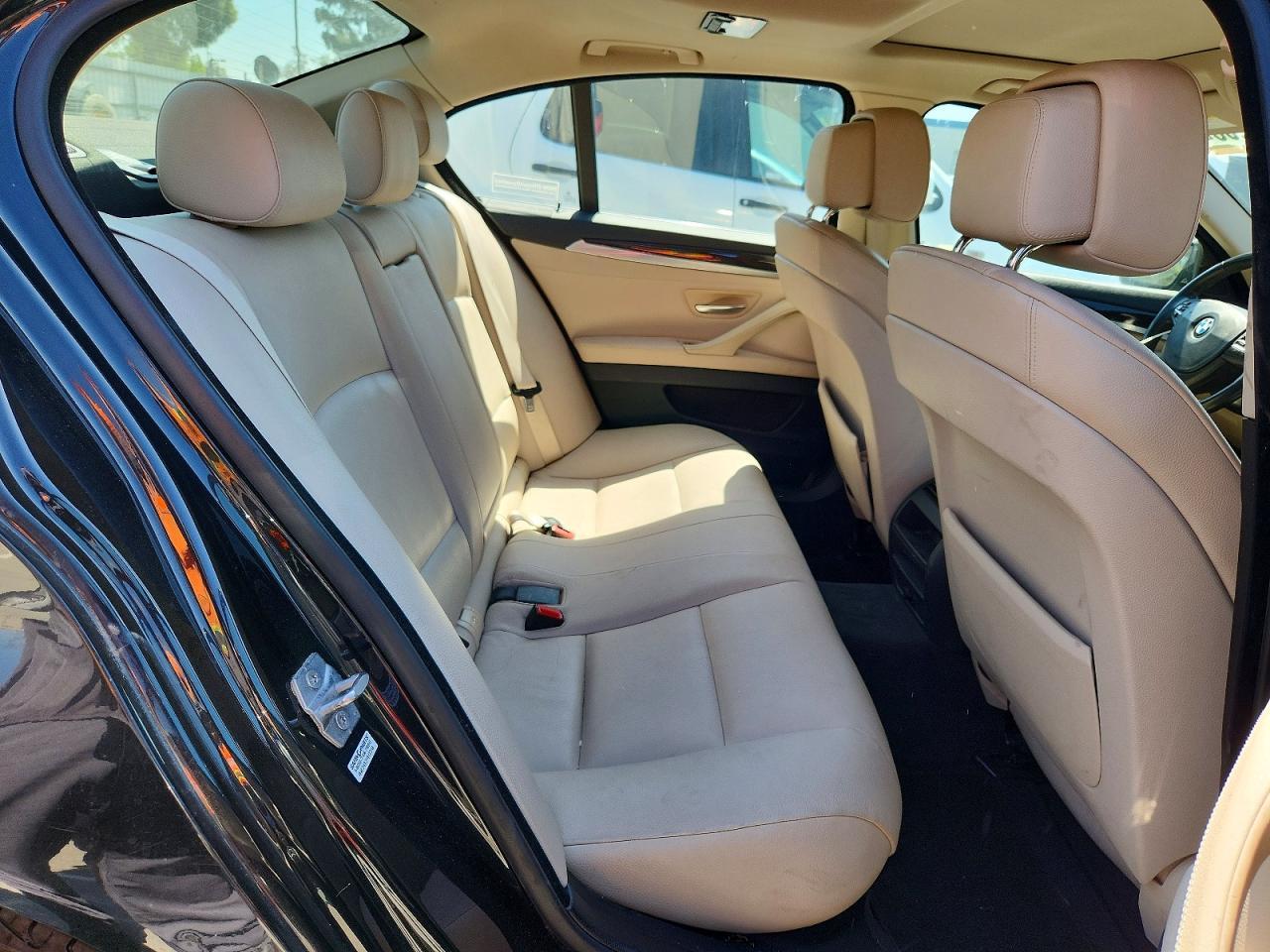 2013 BMW 528 I - zdjęcie 10