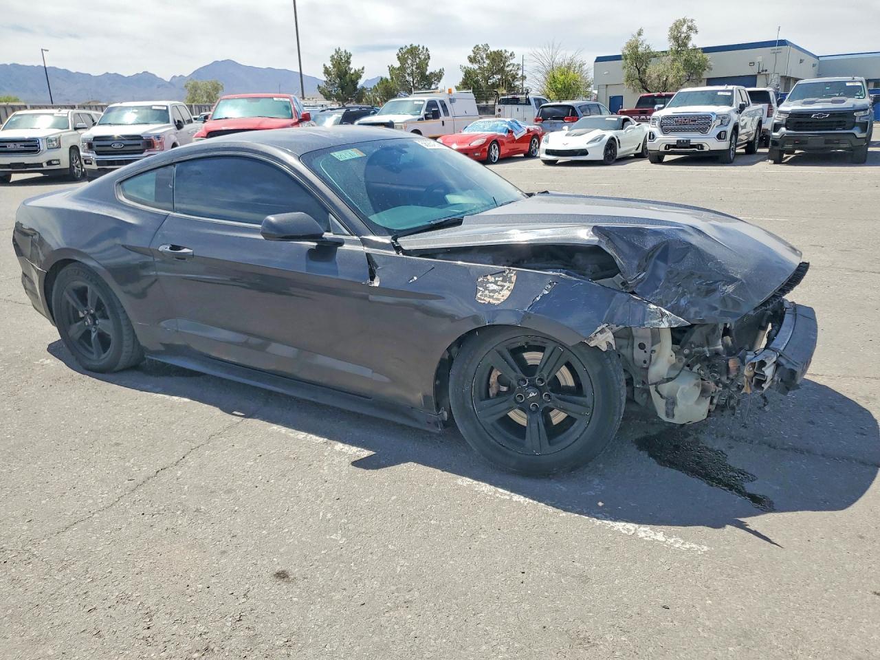 2016 Ford Mustang - zdjęcie 4