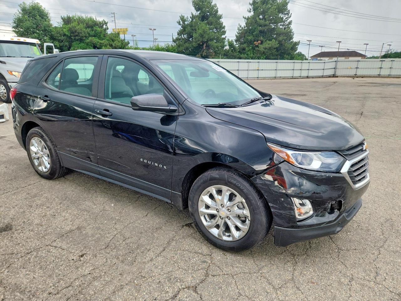 2021 Chevrolet Equinox Ls - zdjęcie 7