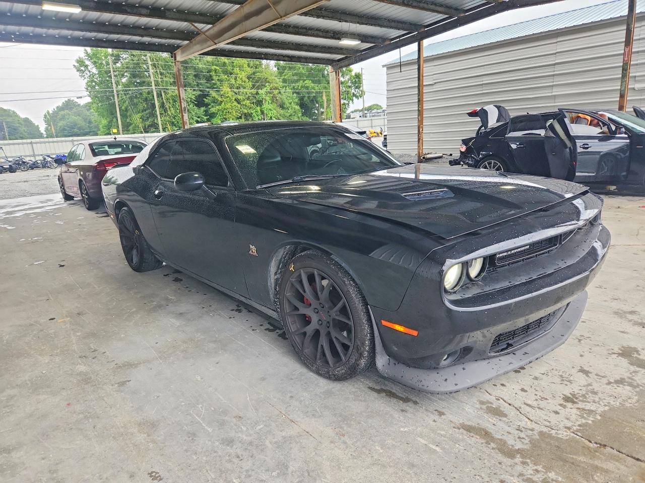 2016 Dodge Challenger R - zdjęcie 4