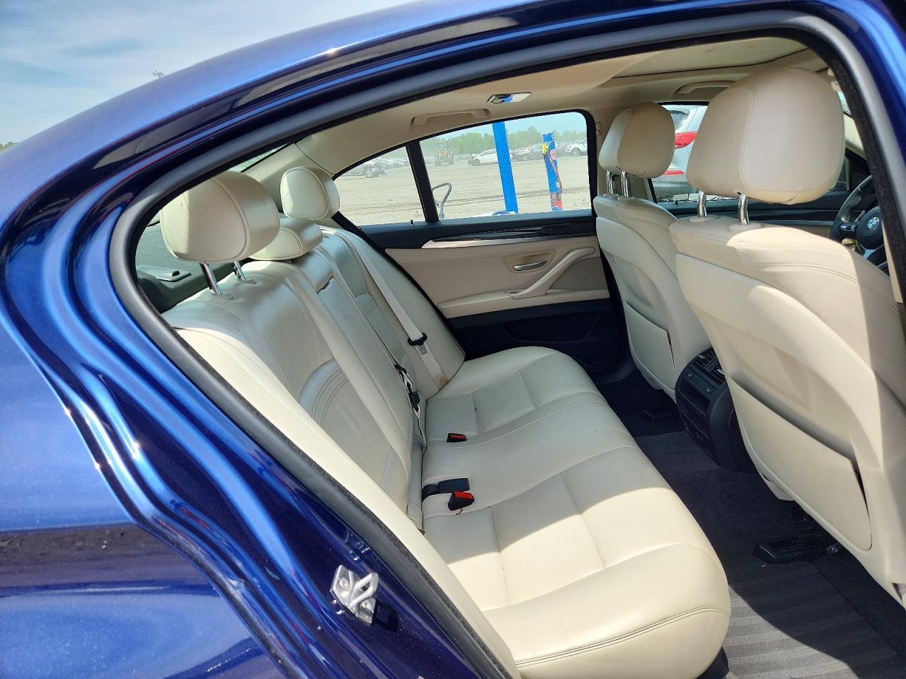 2016 BMW 535 Xi - zdjęcie 10
