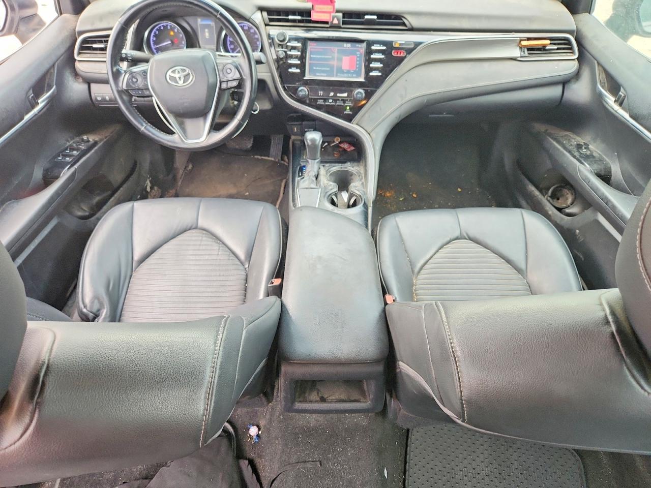 2019 Toyota Camry Se - zdjęcie 8
