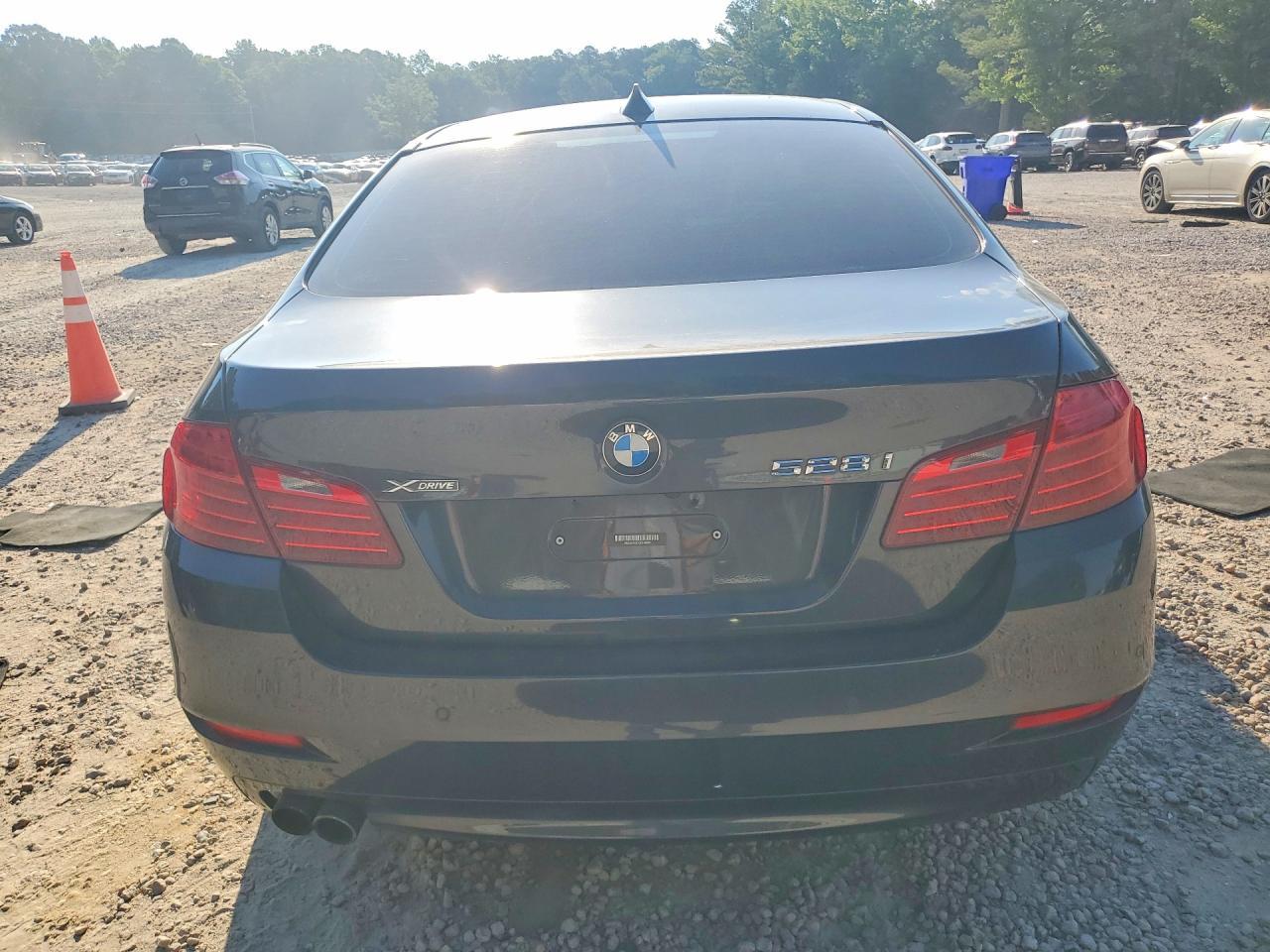 2016 BMW 528 Xi - zdjęcie 6