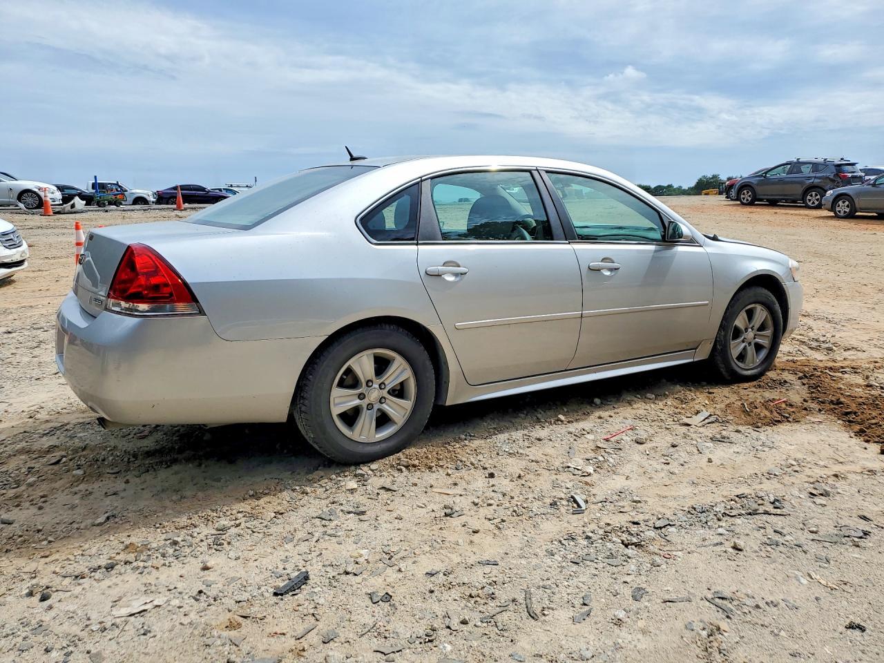 2014 Chevrolet Impala Limited Ls - zdjęcie 3