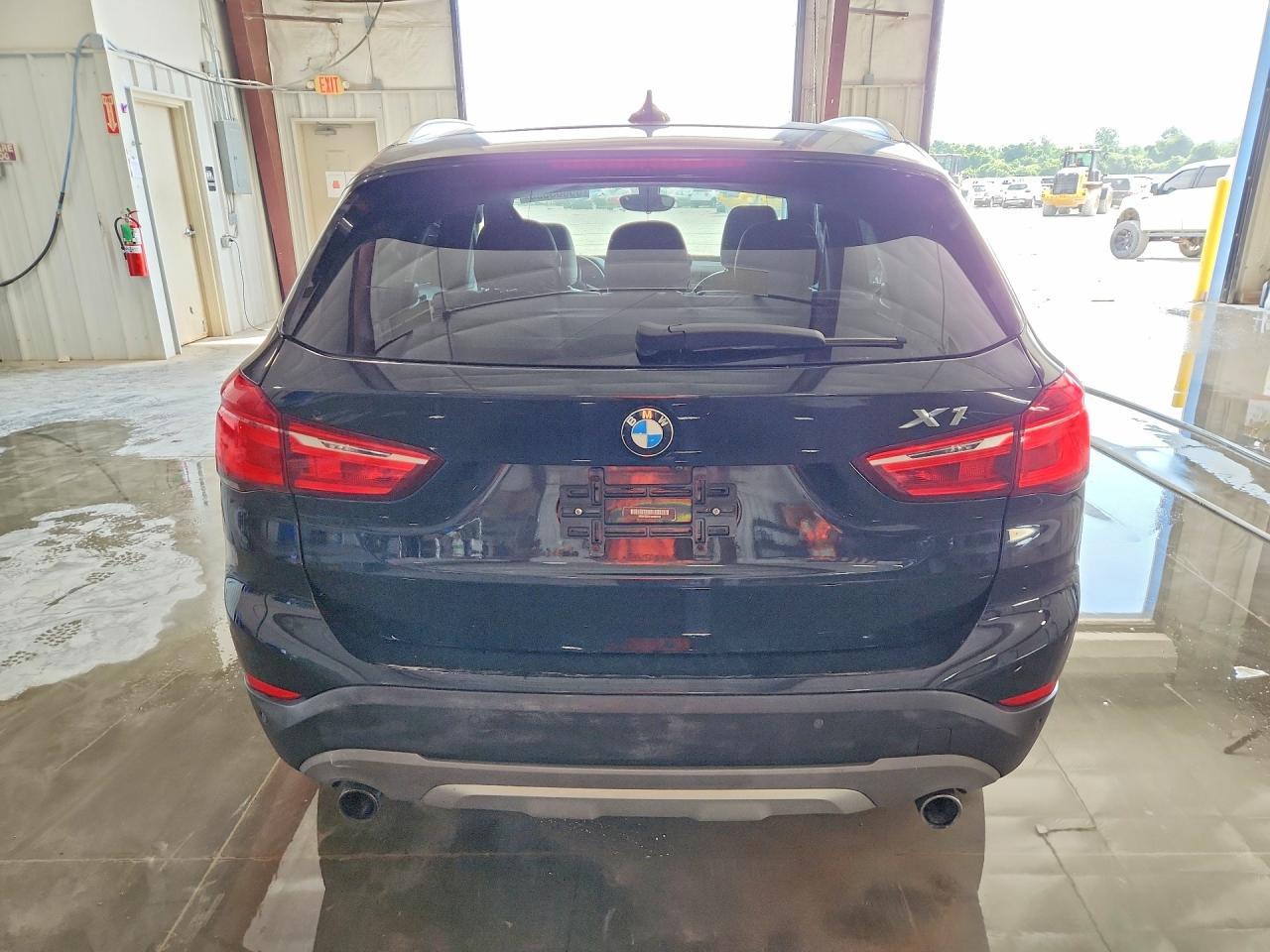 2016 BMW X1 xDrive28I - zdjęcie 6