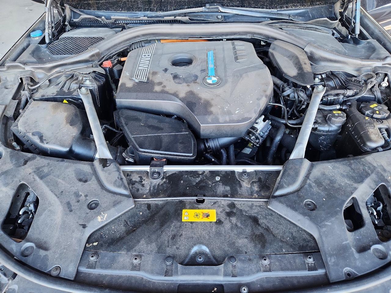 2018 BMW 530E - zdjęcie 11