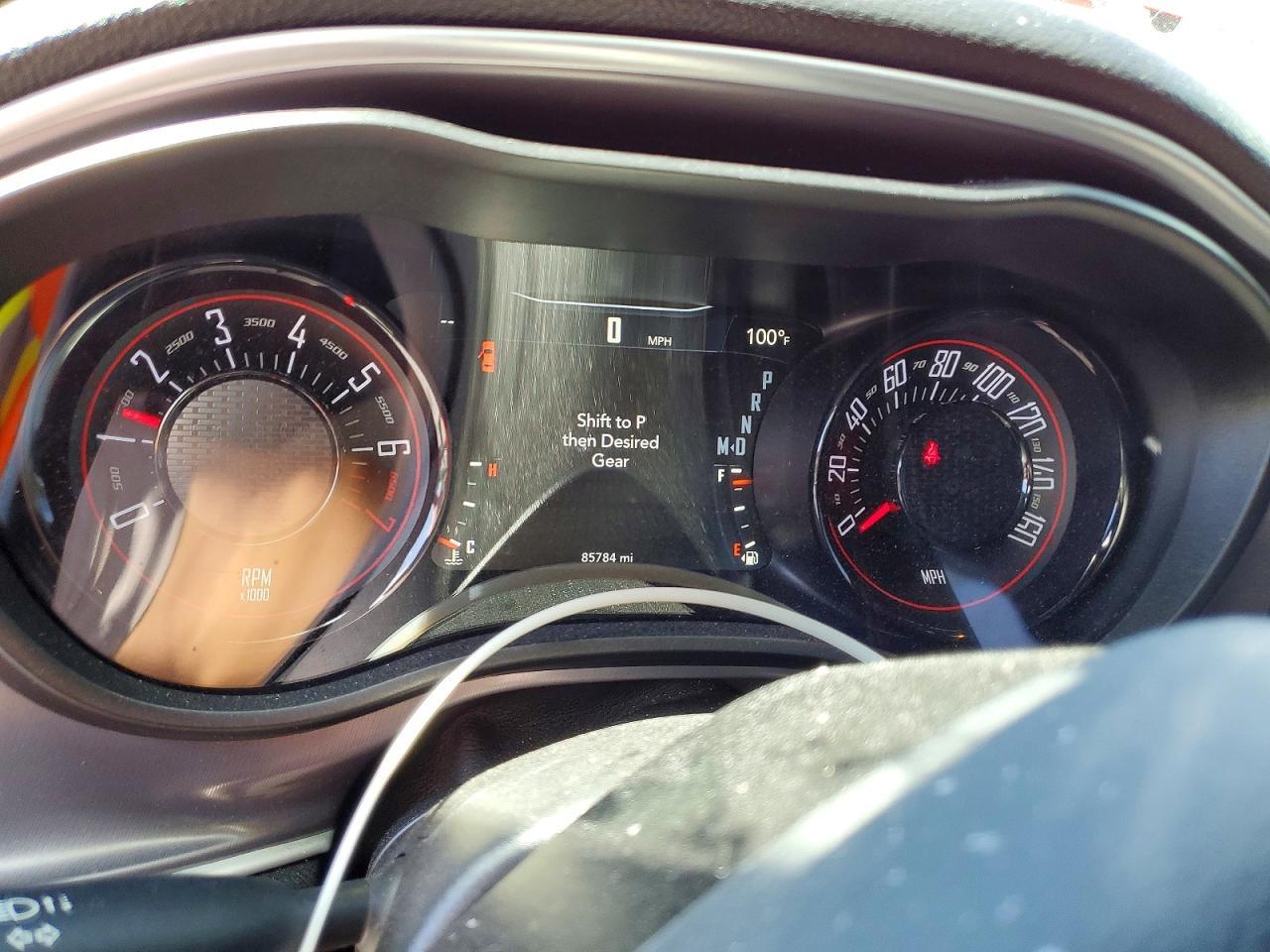 2020 Dodge Challenger Sxt - zdjęcie 9