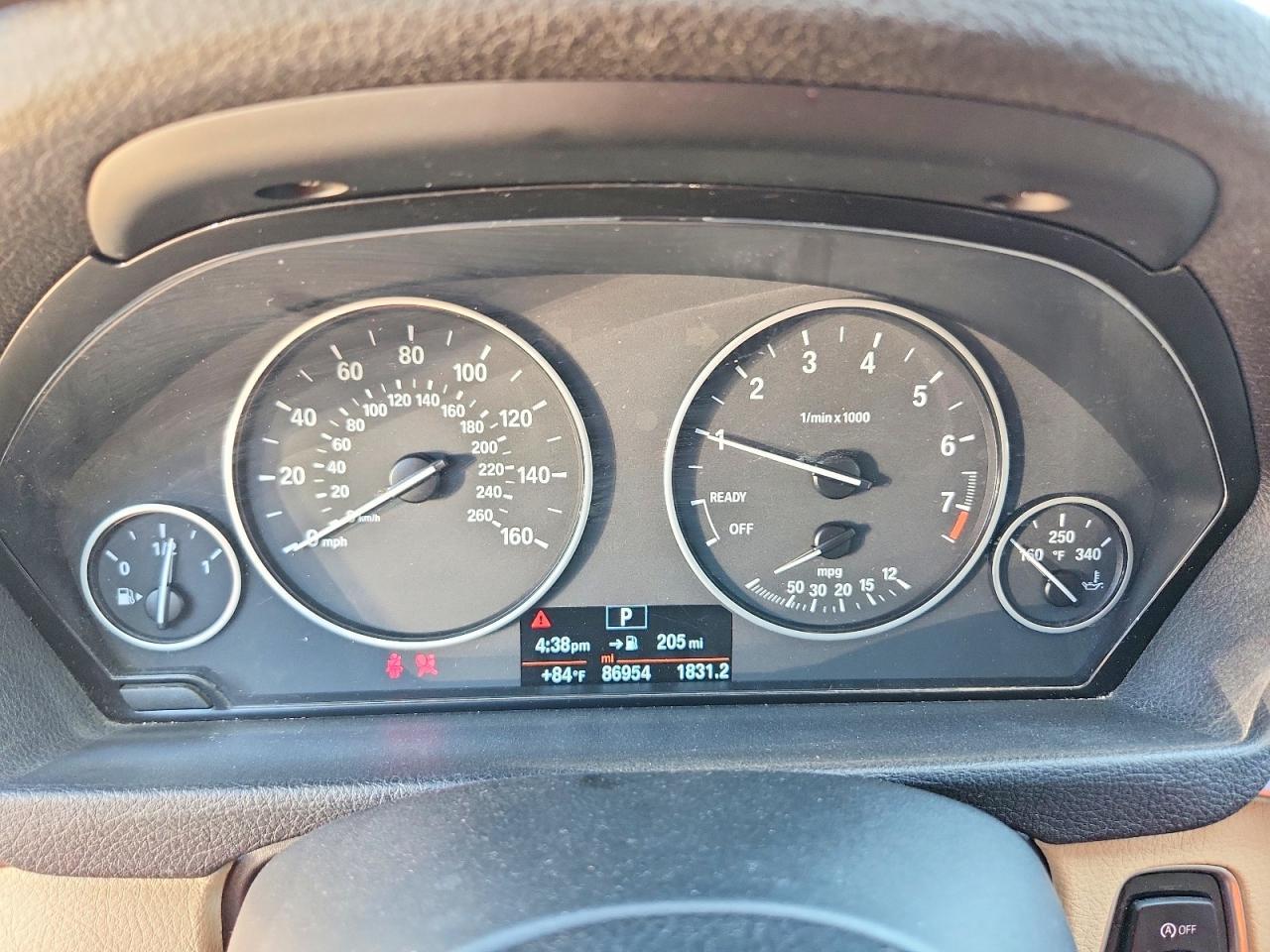 2016 BMW 320 Xi - zdjęcie 9