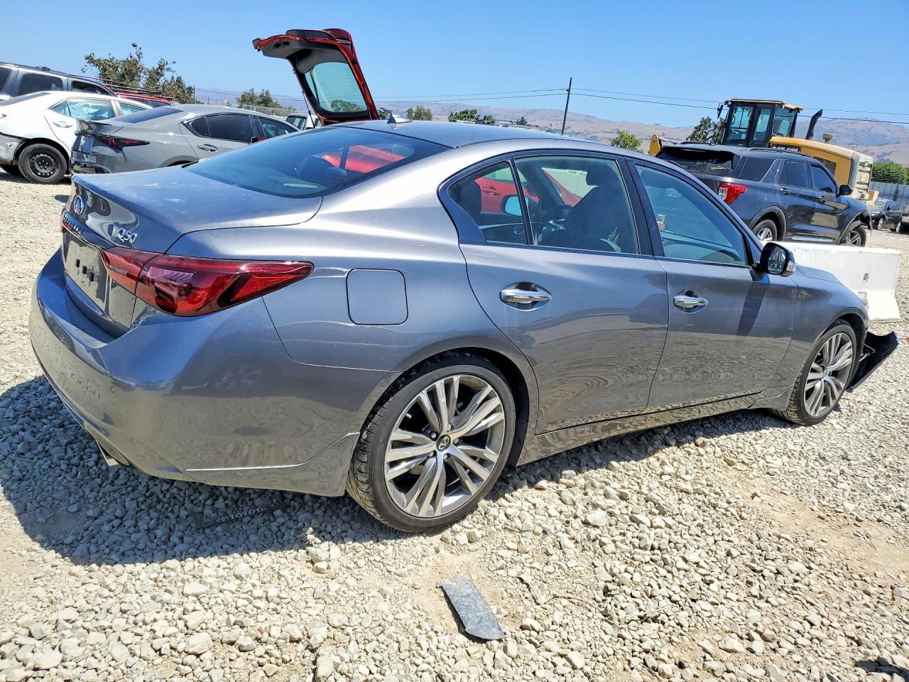 2023 Infiniti Q50 Sensory - zdjęcie 3