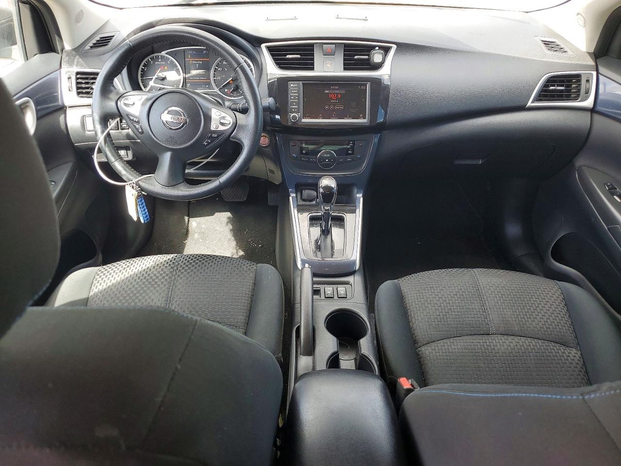 2019 Nissan Sentra Sr - zdjęcie 8