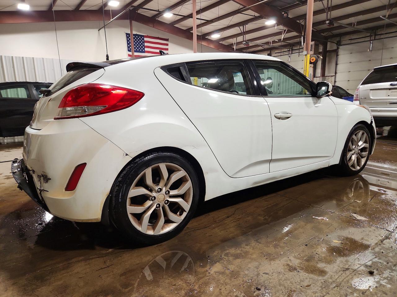 2013 Hyundai Veloster Base - zdjęcie 3