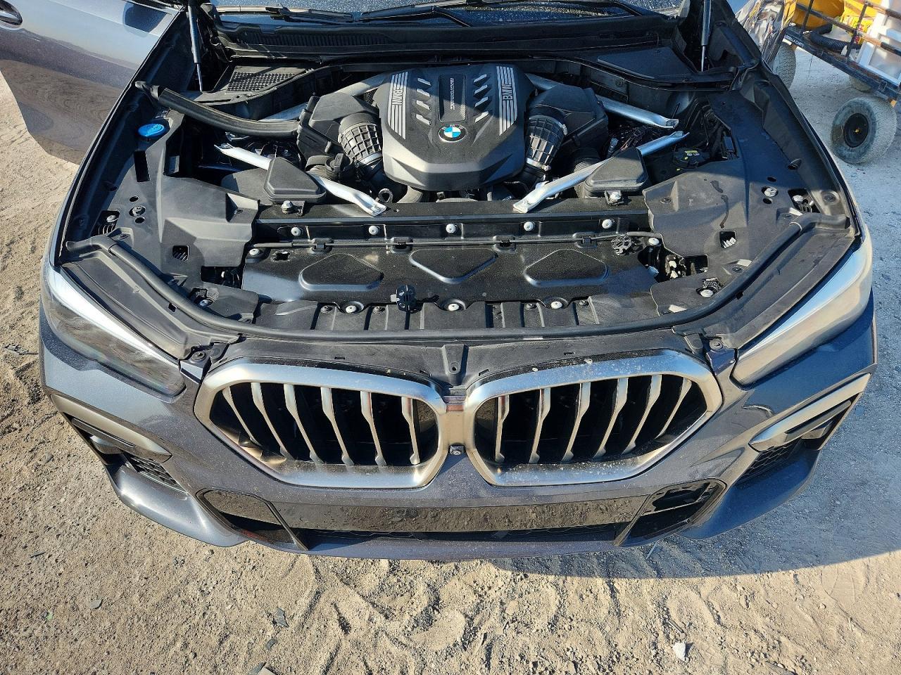 2022 BMW X6 M50I - zdjęcie 12