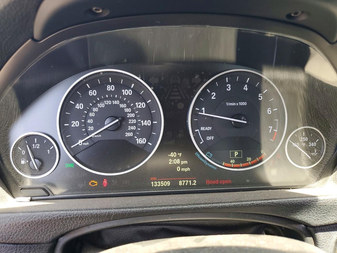 2013 BMW 320 I - zdjęcie 9