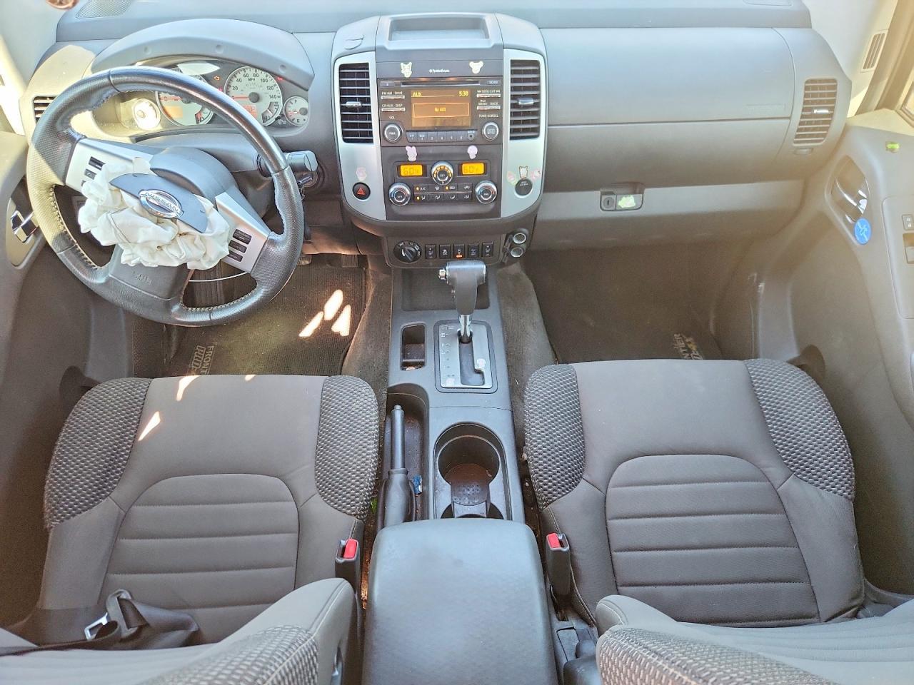 2014 Nissan Frontier Pro-4X - zdjęcie 8