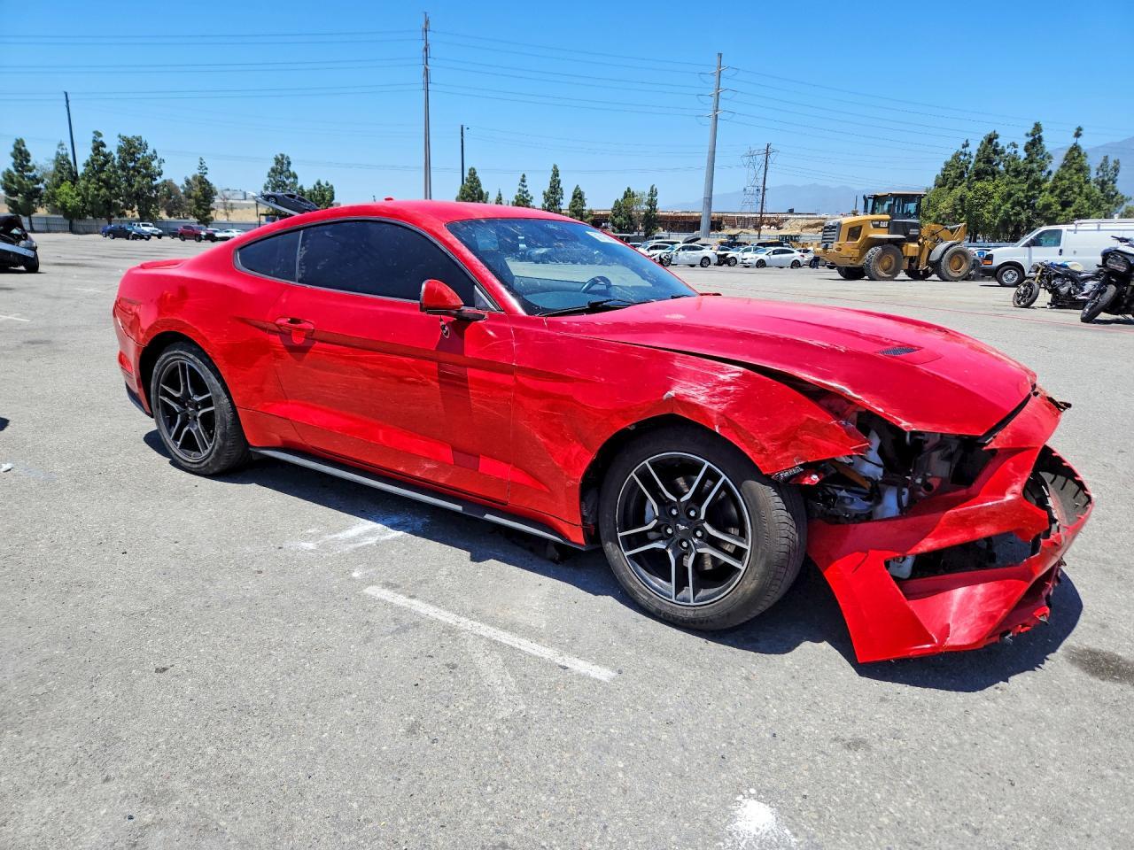 2023 Ford Mustang - zdjęcie 4