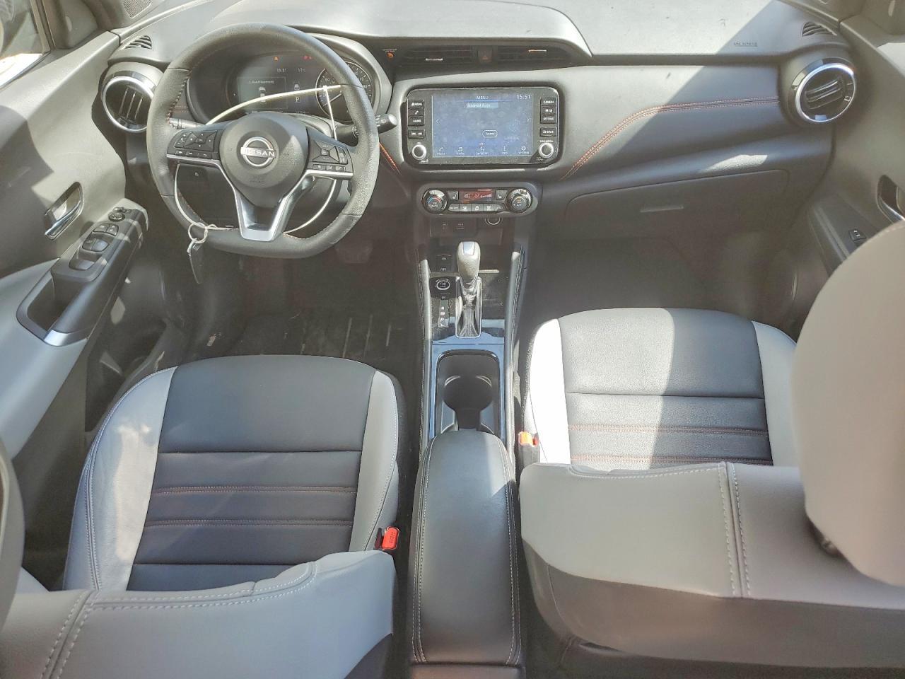2023 Nissan Kicks Sr - zdjęcie 8