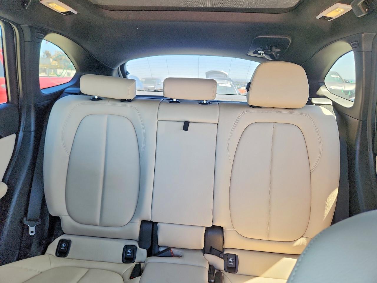 2020 BMW X1 Sdrive28I - zdjęcie 10