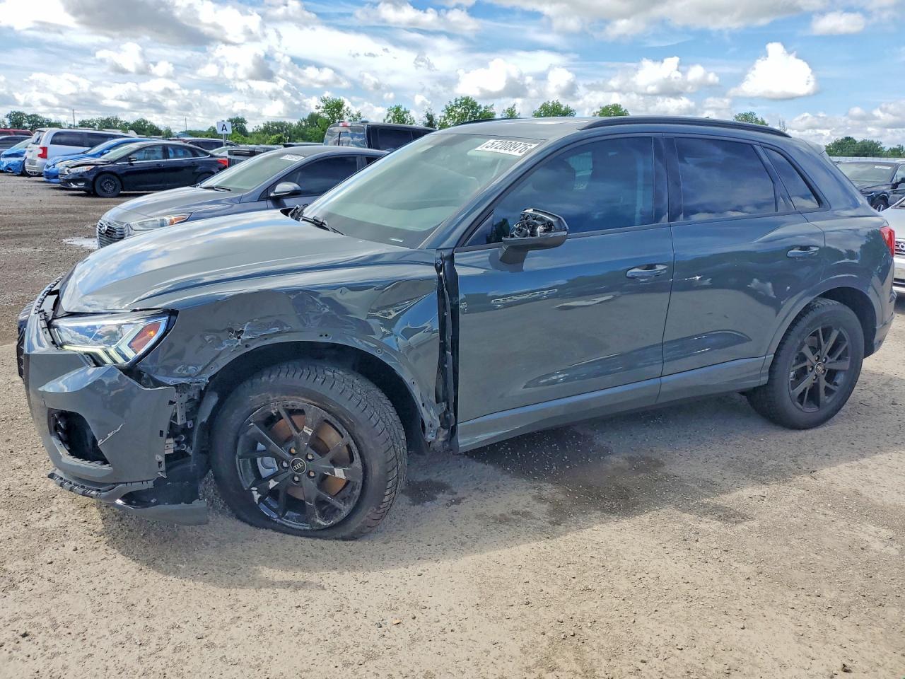 Audi Q3 - zdjęcie 1