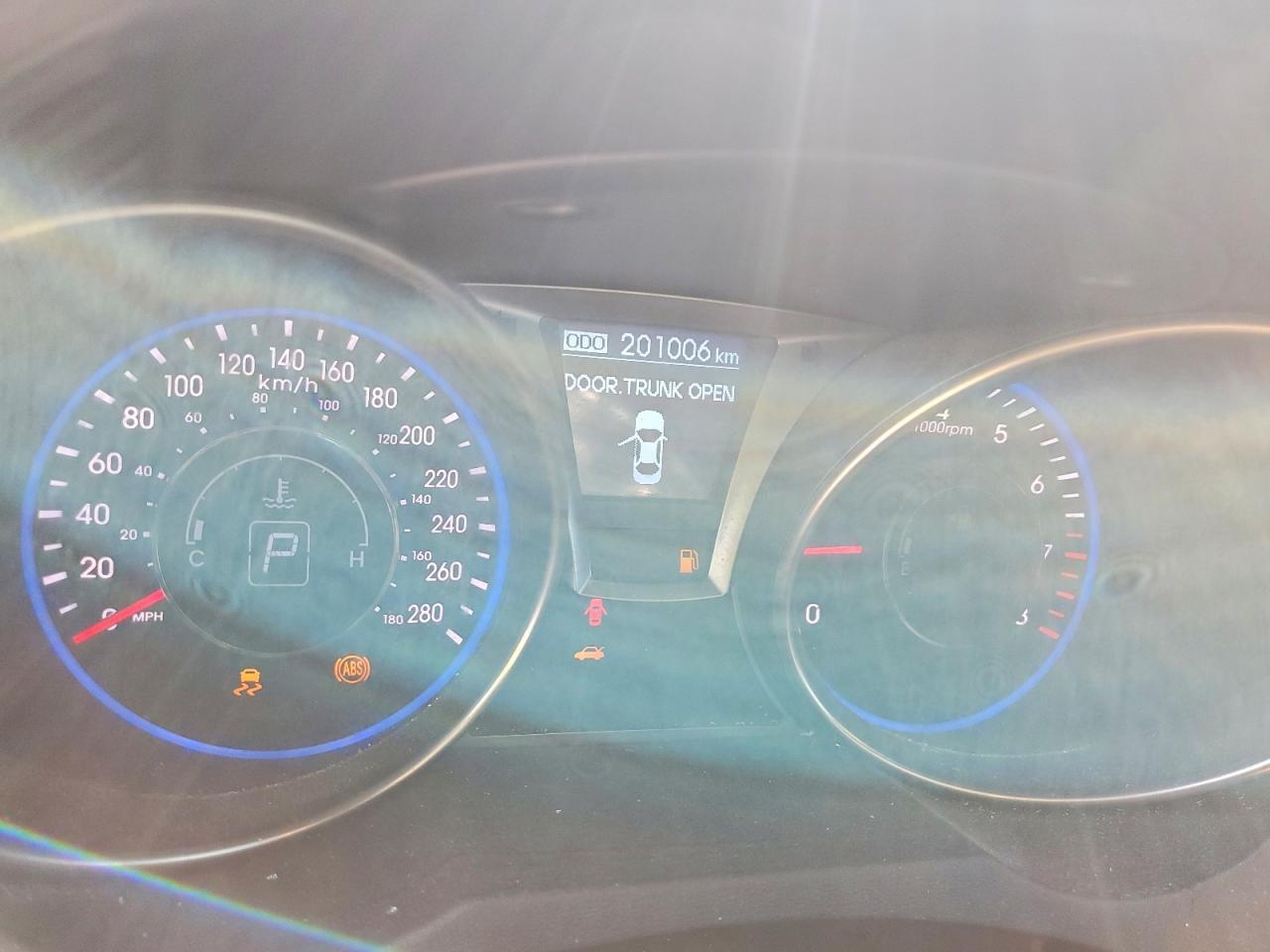 2015 Hyundai Genesis Coupe 3.8 - zdjęcie 9
