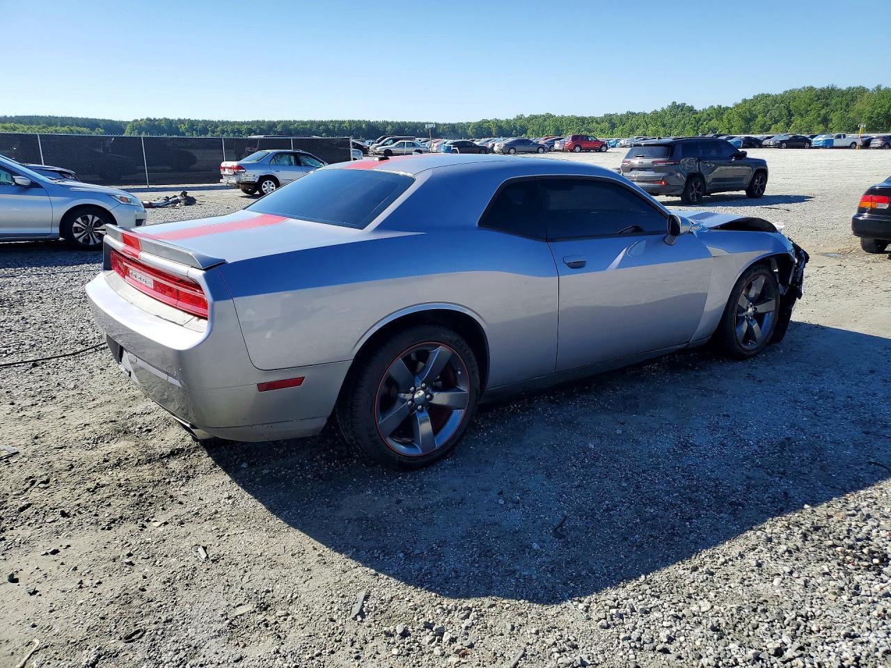 2013 Dodge Challenger Sxt - zdjęcie 3