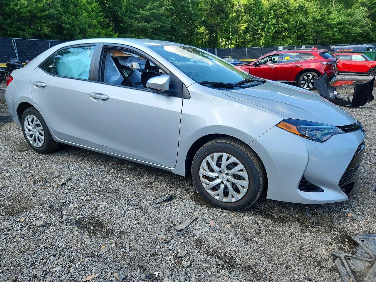 2017 Toyota Corolla Le - zdjęcie 4