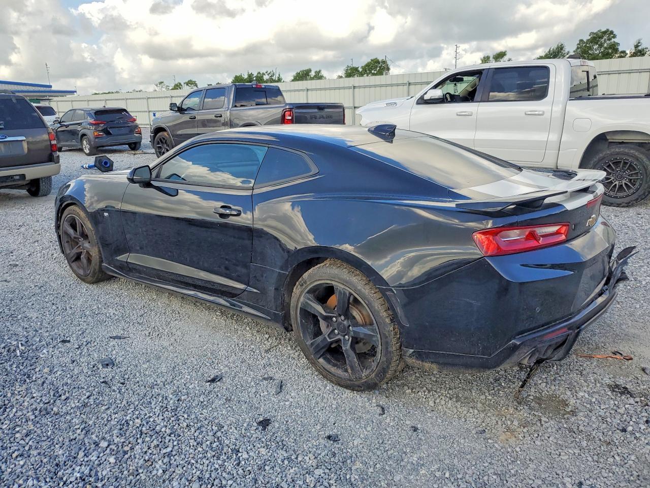 2017 Chevrolet Camaro Ss - zdjęcie 2