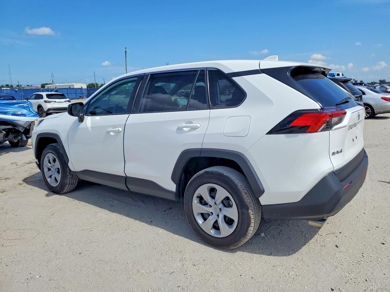 2025 Toyota Rav4 Le - zdjęcie 2