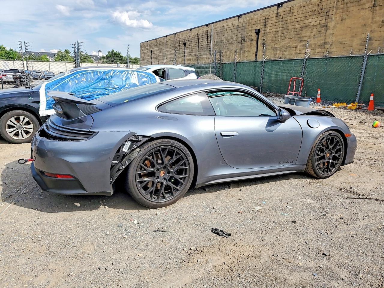 2026 Porsche 911 Carrera Gts - zdjęcie 3