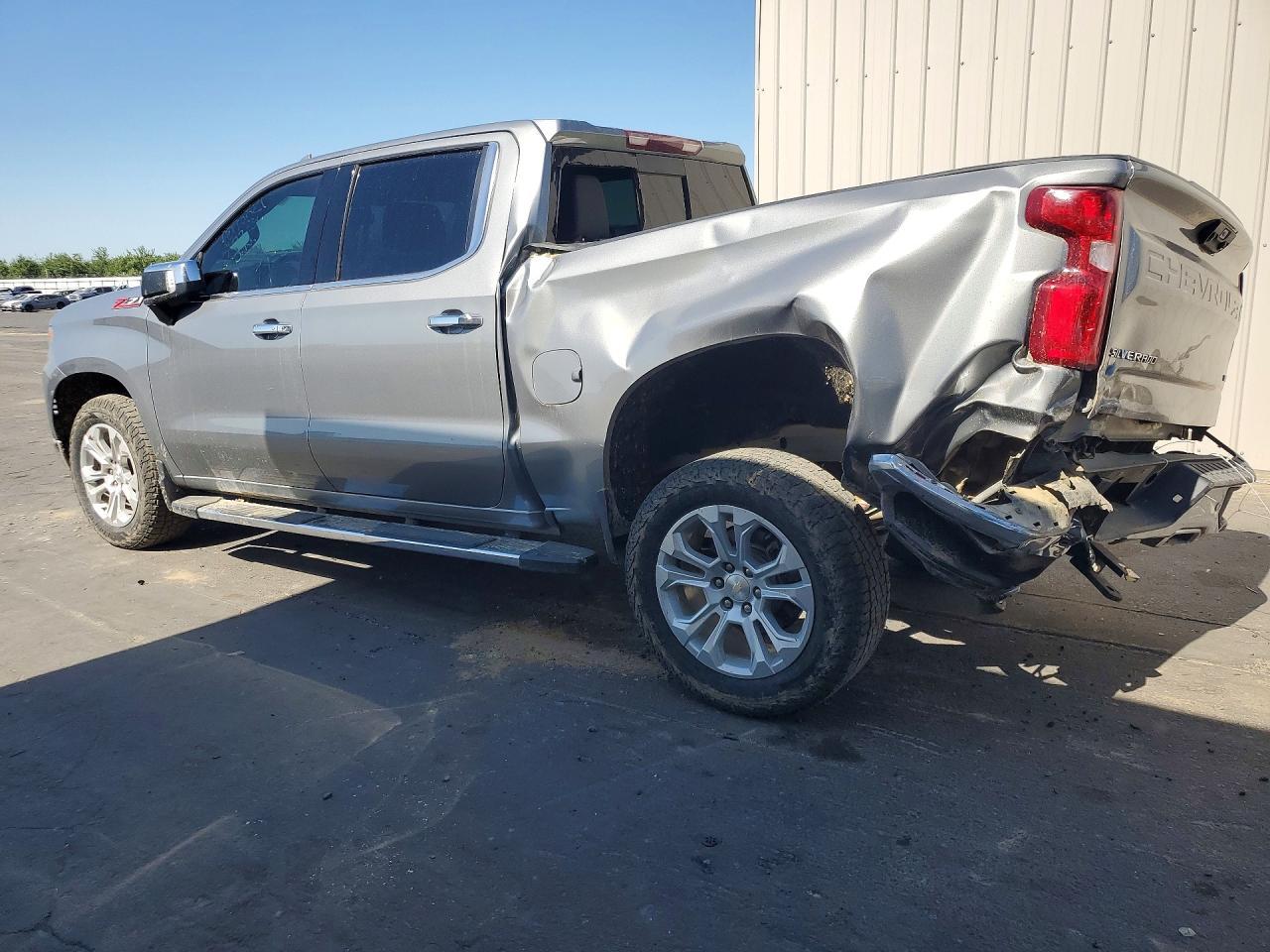 2023 Chevrolet Silverado K1500 Ltz - zdjęcie 2