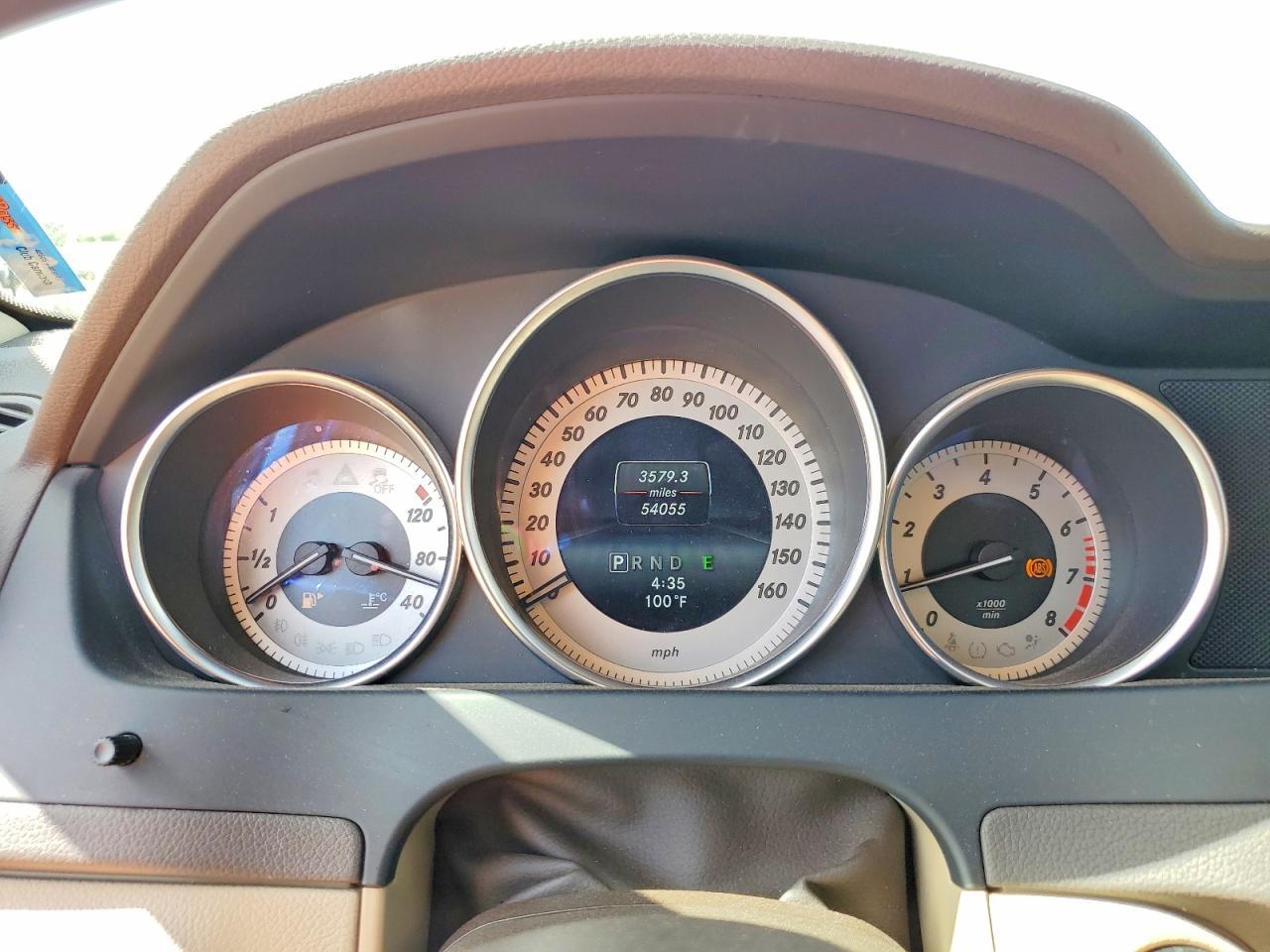 2014 Mercedes-Benz C 250 - zdjęcie 17